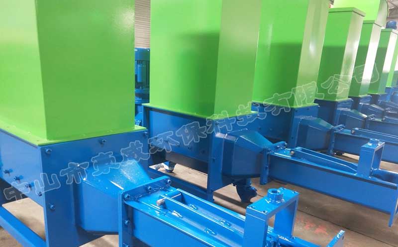 天津客戶定制的10臺泡沫壓實機，放于定點回收