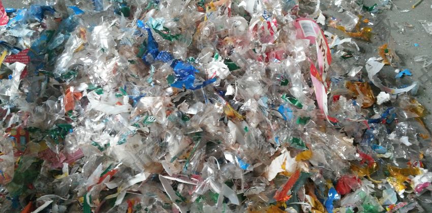 小型撕碎機(jī)處理效果 小型撕碎機(jī)處理效果